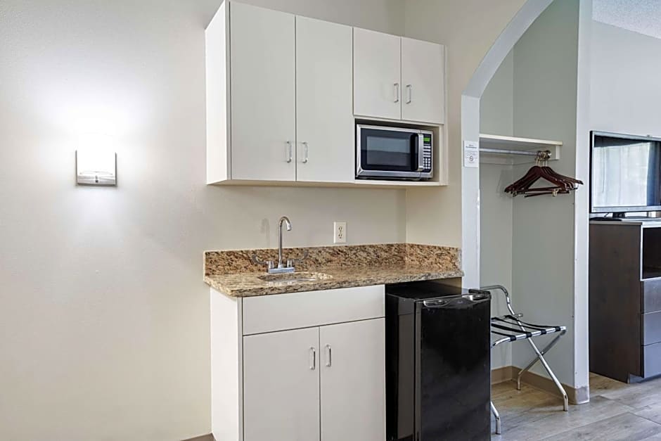 Blue Water Inn & Suites, BW Signature Collection