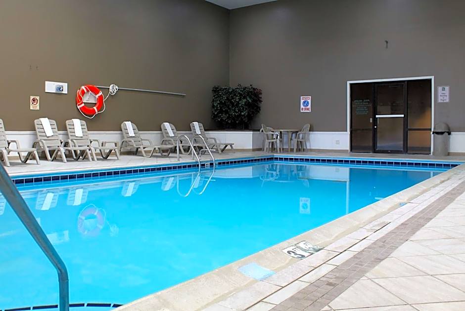 Ramada by Wyndham North Platte