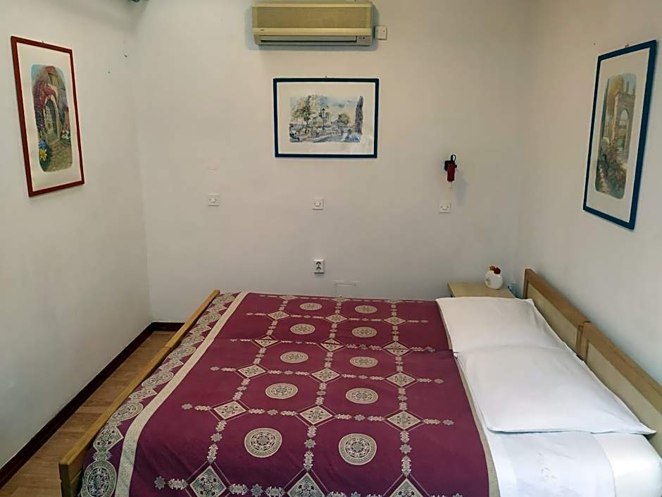 Accomodation Pertout