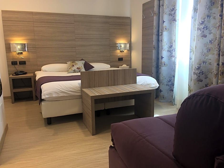 Coccodrillo Hotel & Apartments