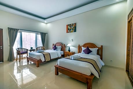 Twin Room with Garden View