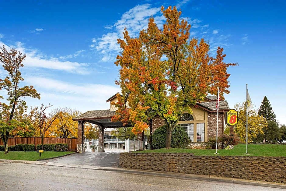 Super 8 by Wyndham Auburn