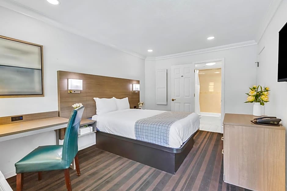 Napa Valley Hotel & Suites