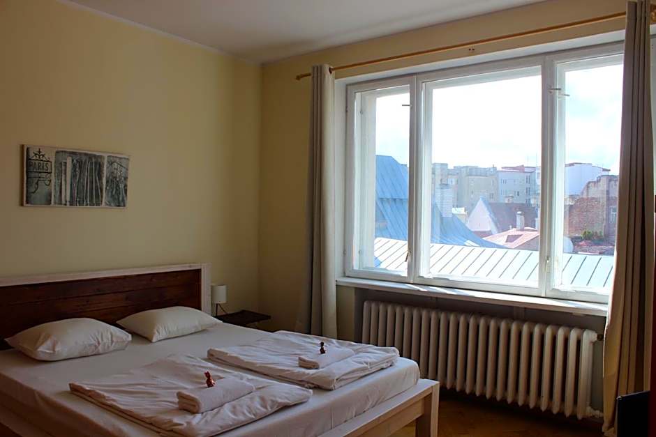 Viru Backpackers Hostel