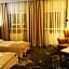Hotel Relax