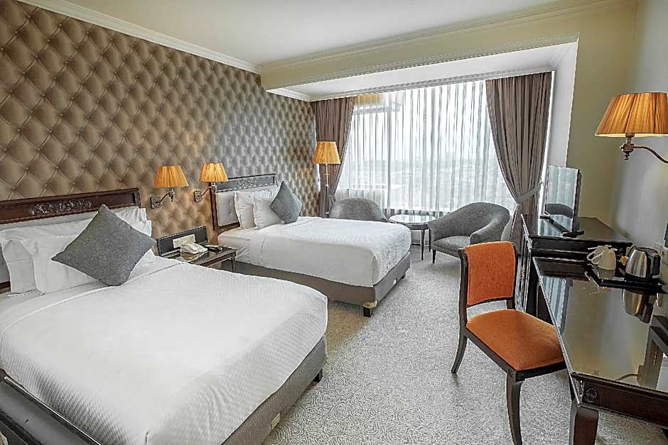 ARTOTEL Suites Aquila - Bandung