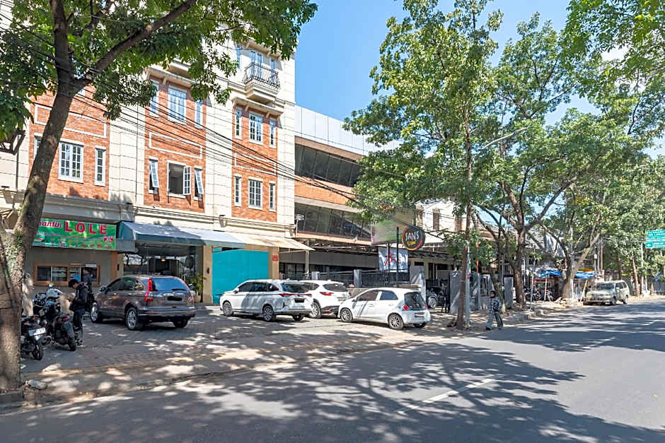 RedDoorz @ Malabar Street