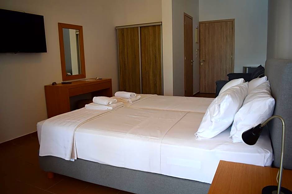 Almyra Holiday Village