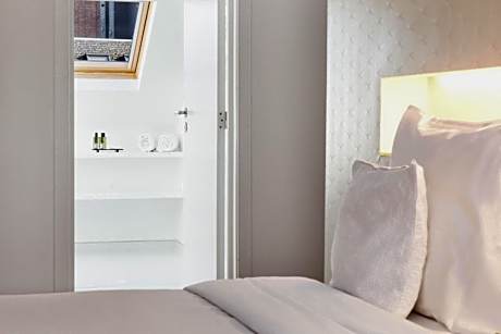 Double Room with Shower