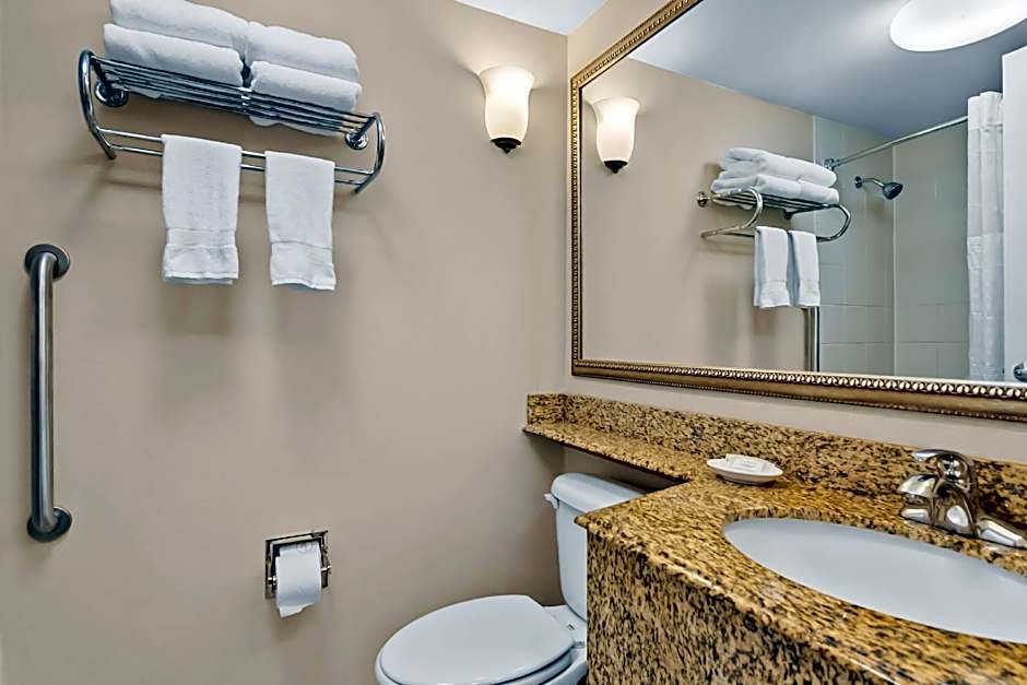 Clarion Inn North Haven - New Haven North
