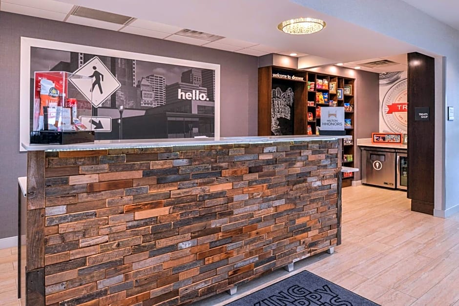 Hampton Inn By Hilton & Suites Denver-Speer Boulevard