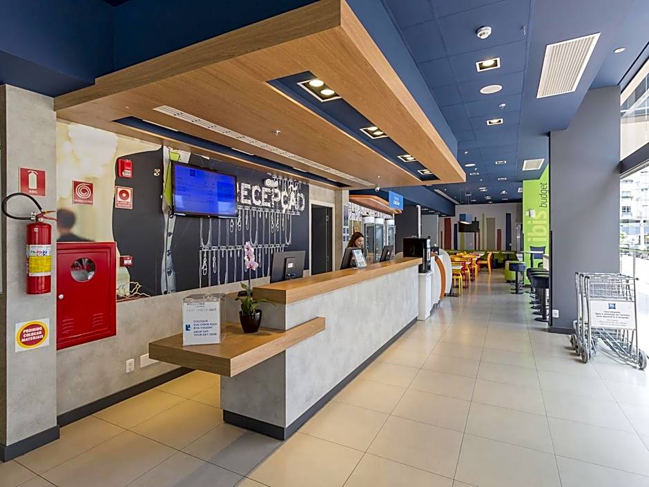 Ibis Budget Blumenau