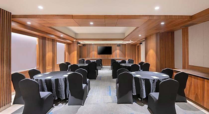 Radisson Blu Towers Kaushambi Delhi NCR