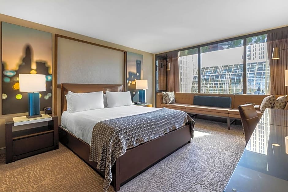 Omni Charlotte Hotel