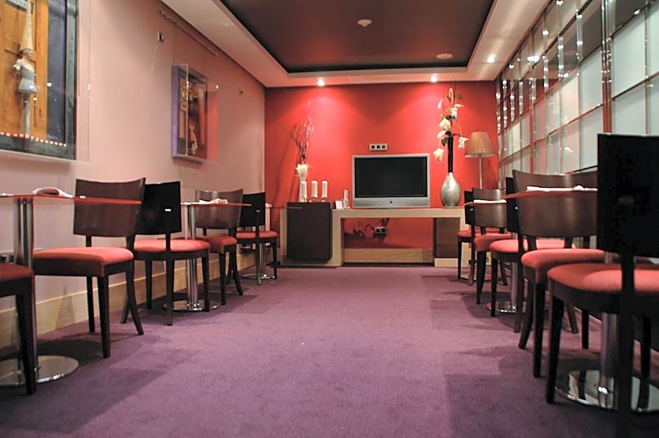 Washington Parquesol Suites & Hotel