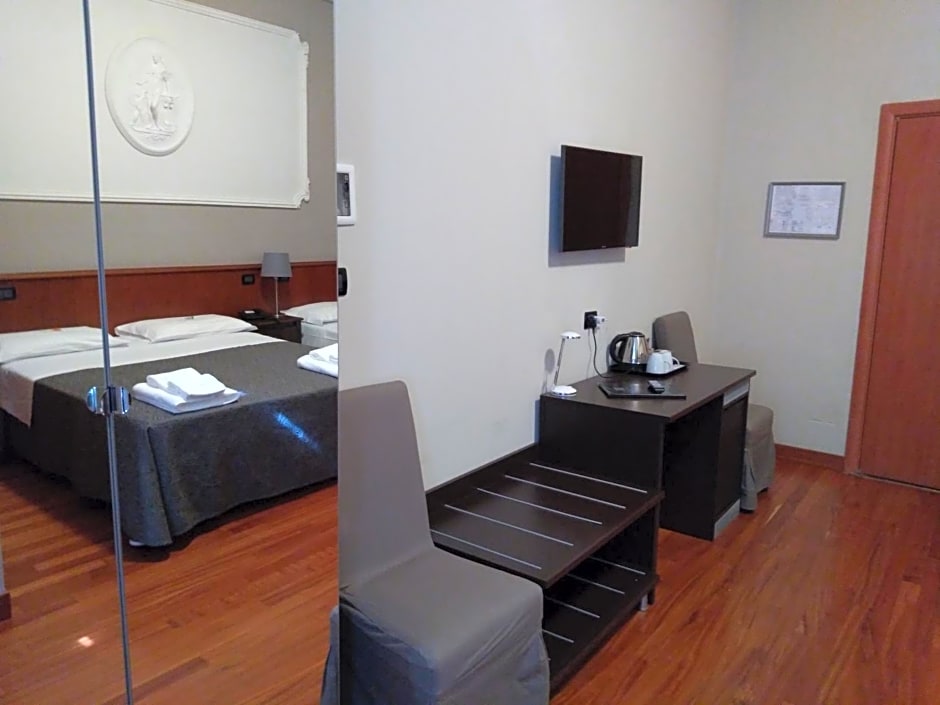 Hotel Twenty Nine
