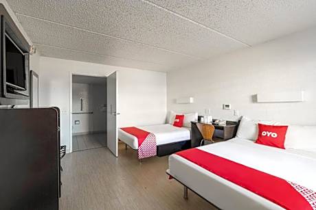 2 Queen Bed Accessible