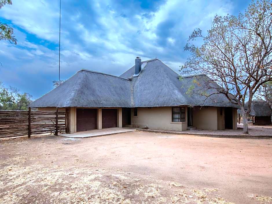 Zebula Golf and Wildlife Estate - Jackals Call Pax 8 - Moi Signature Luxury villa