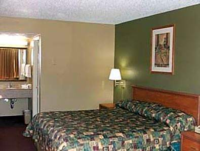 Queen Room - Disability Access