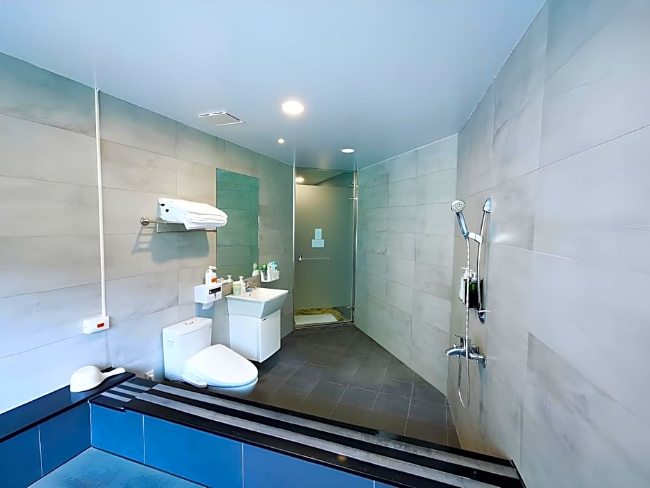 slow wow Hot Spring Hotel