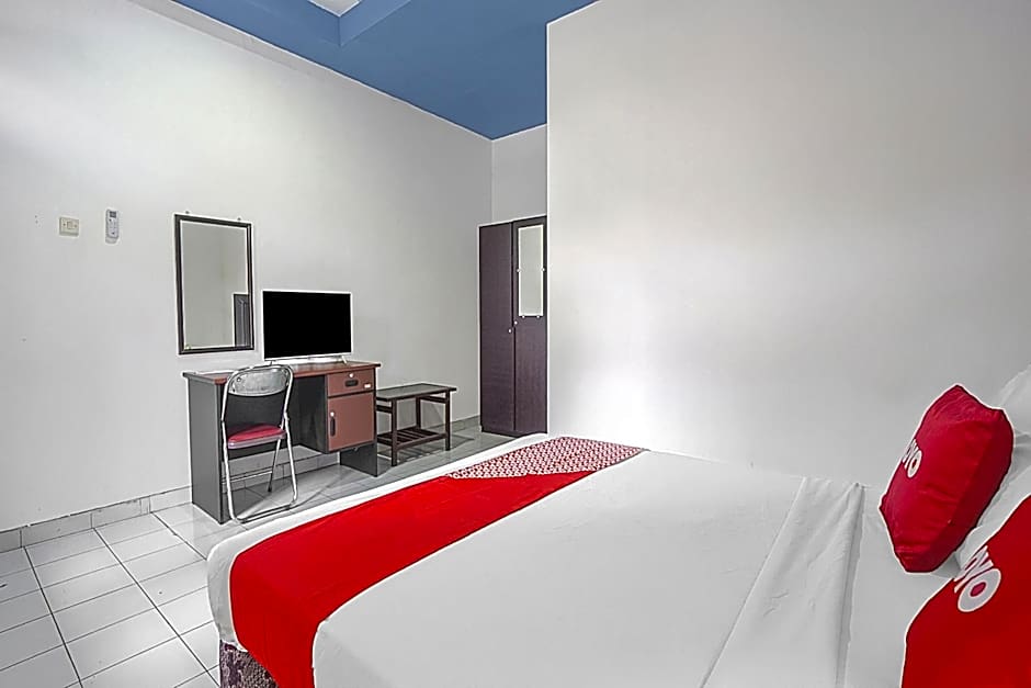 OYO Life 90589 Palem Garden Hotel