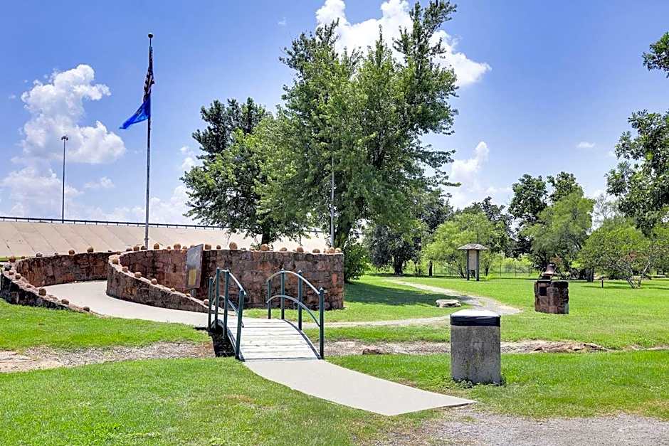 Super 8 by Wyndham Duncan