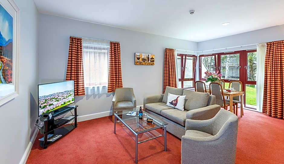 High Range Lodge Hotel