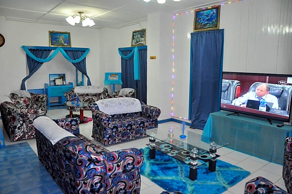 Le Chateau Bleu Hotel