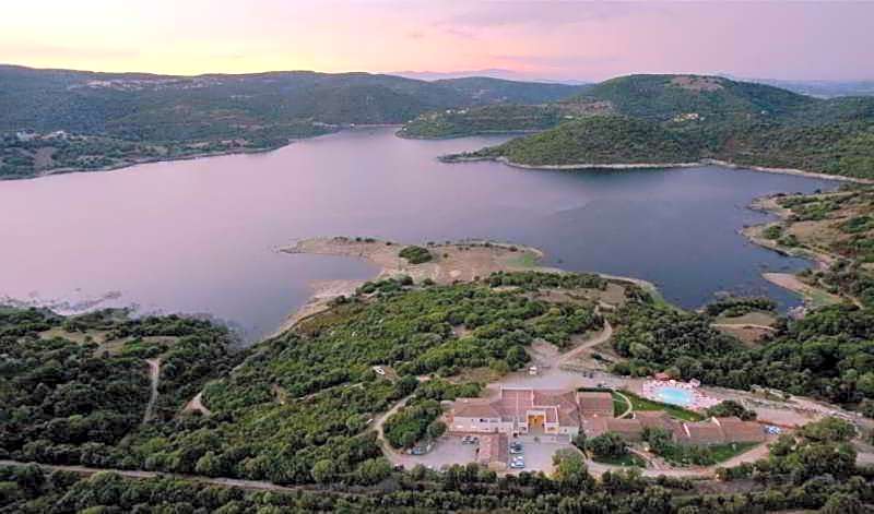 Hotel Valkarana Country Relais