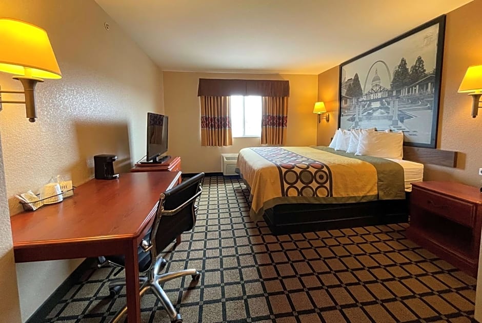 Super 8 by Wyndham Rolla