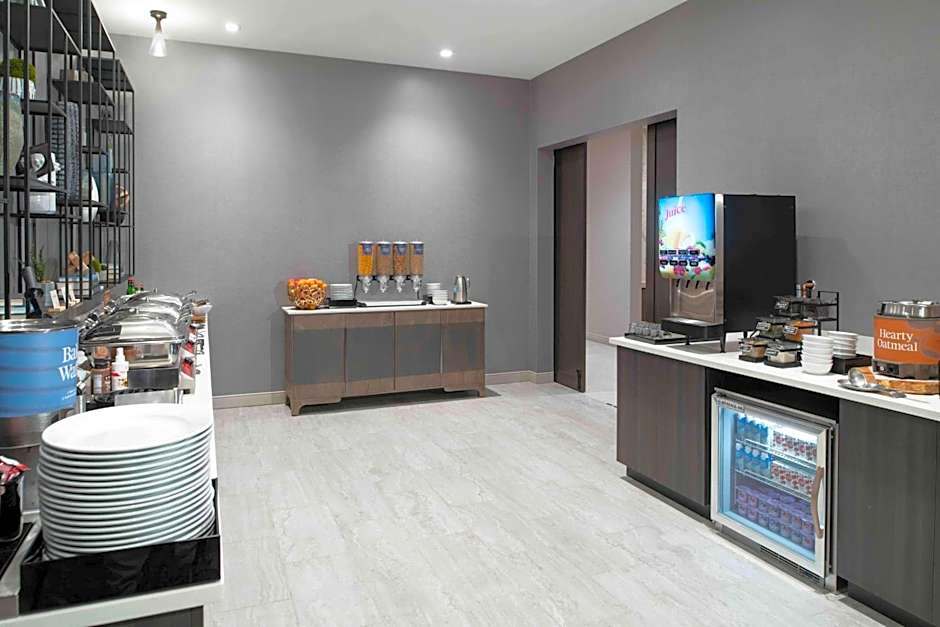 Homewood Suites By Hilton Boston Logan Airport Chelsea