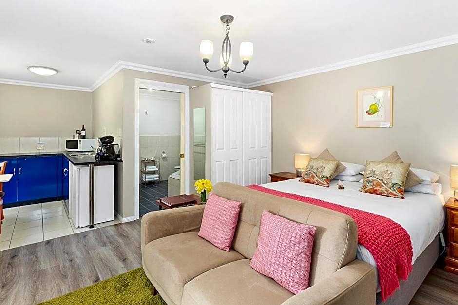 Oyster Cove Chalet