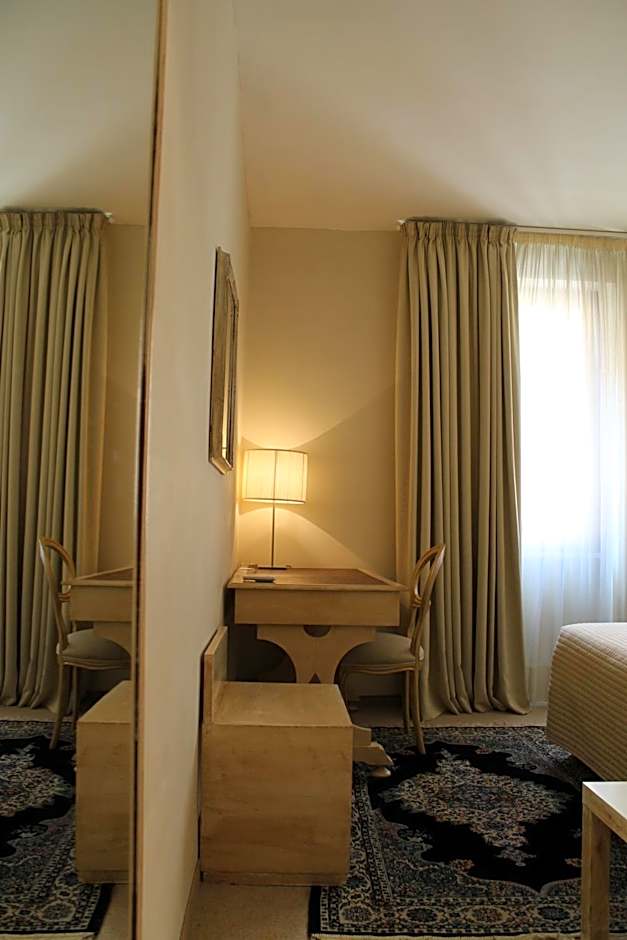 Hotel Touring