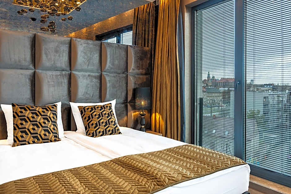 Art Suites Luxury Hotel