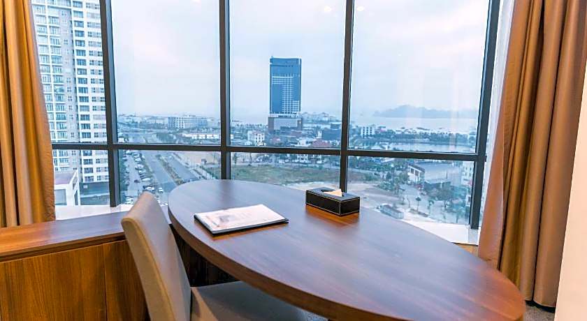 Muong Thanh Grand Ha Long Hotel