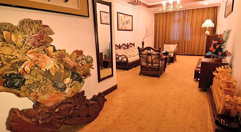 Baodao Exhibition Center Hotel