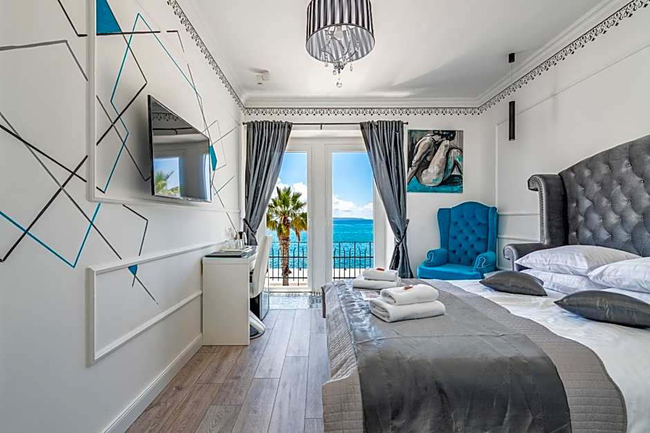 Galeria Valeria Seaside Downtown - MAG Quaint & Elegant Boutique Hotels