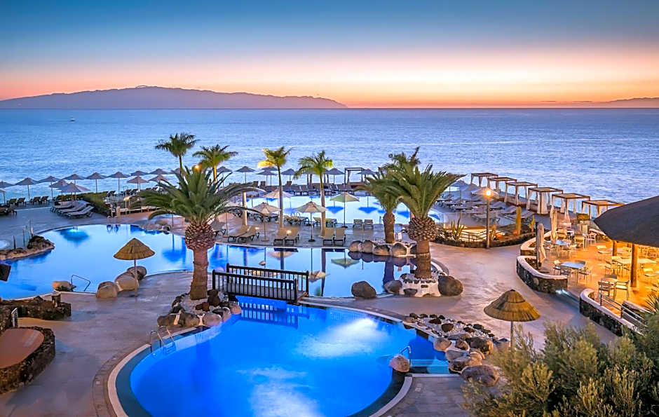 Barceló Santiago Hotel