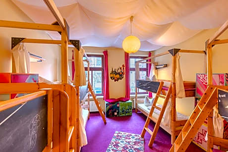 Bed in 8-Bed Dormitory Room
