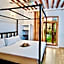 Tropinest bungalows & hostel