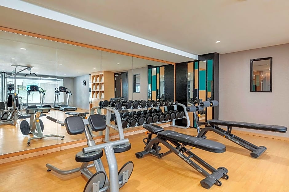 Ramada Hotel & Suites by Wyndham Amwaj Islands Manama