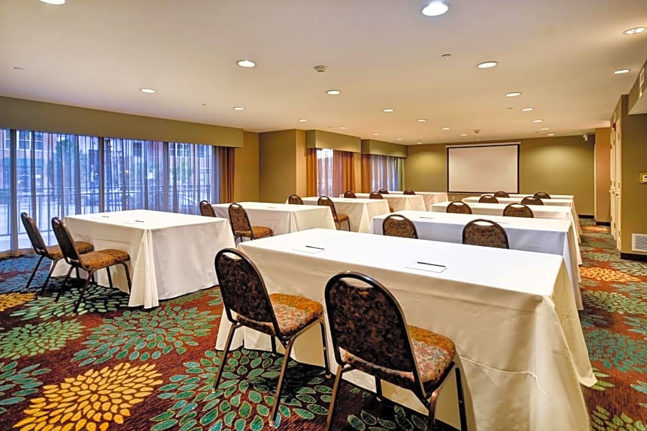 Staybridge Suites Middleton/Madison-West By IHG