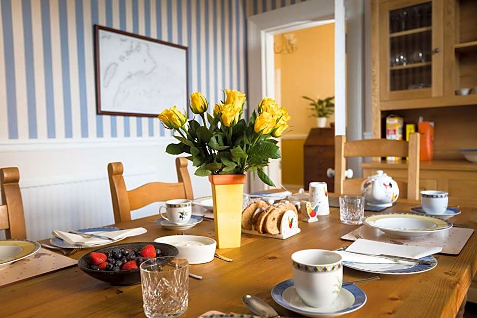 Kilmaronock Manse B&B