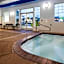 La Quinta Inn & Suites by Wyndham Newport