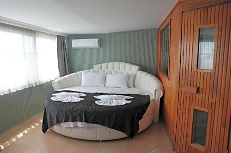 Junior Suite with Sauna