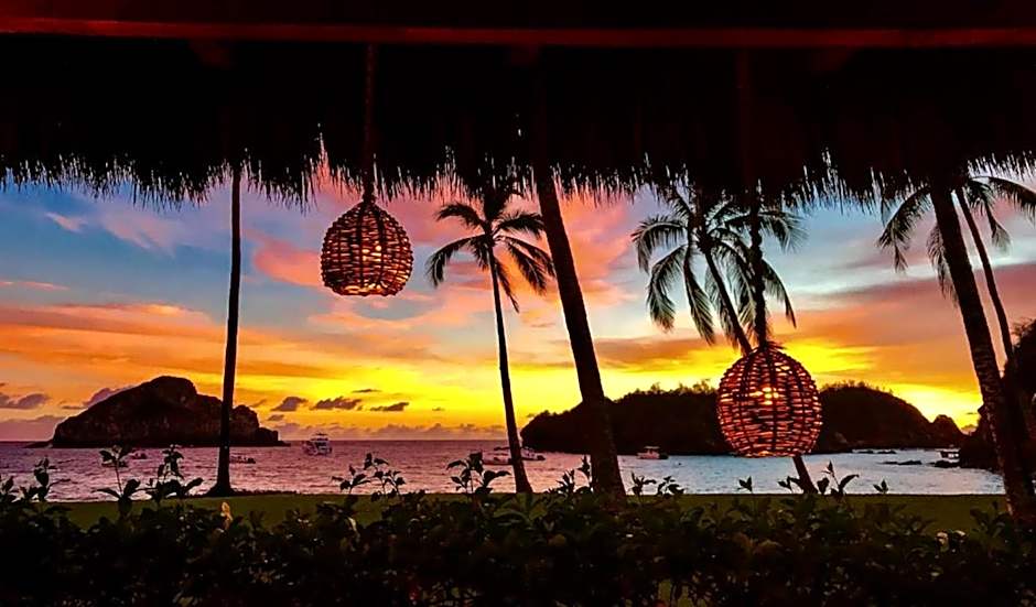 Playa Rosa Bungalows Careyes