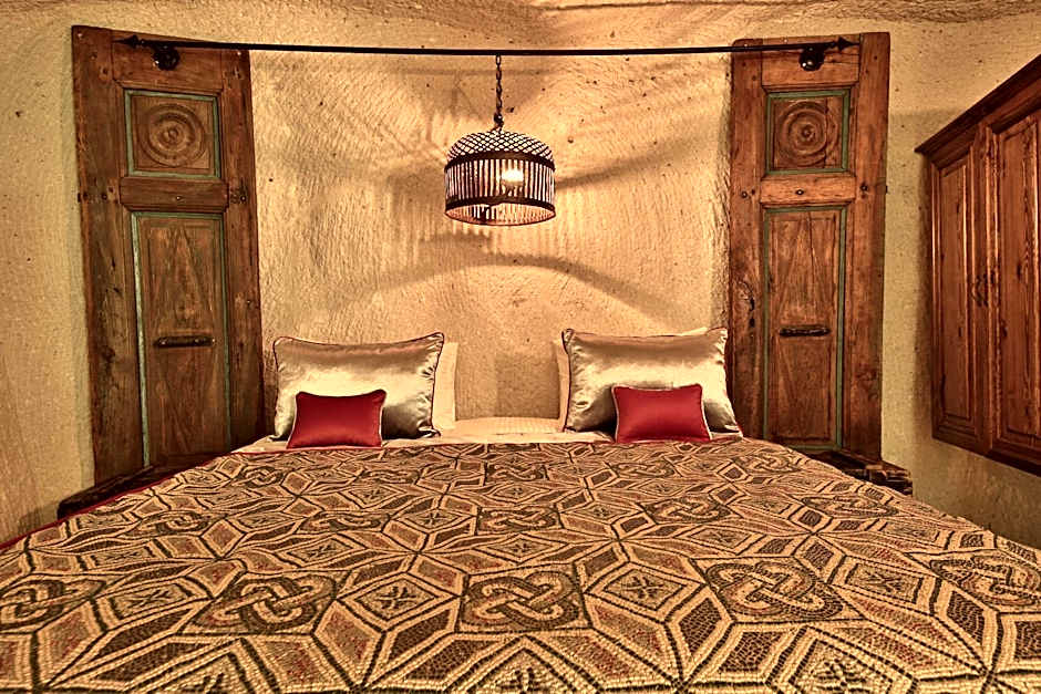The Owl Cave Hotel