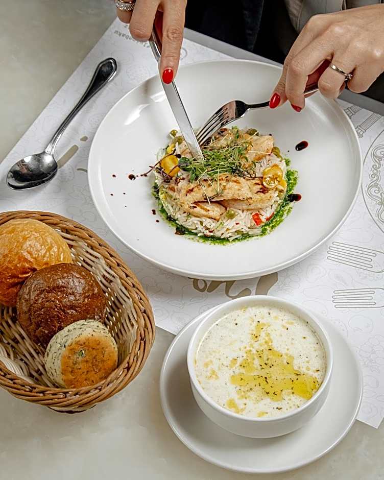 FLY INN BAKU