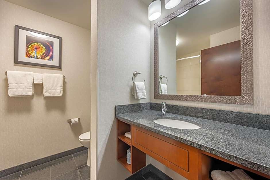 Drury Plaza Hotel Columbia East