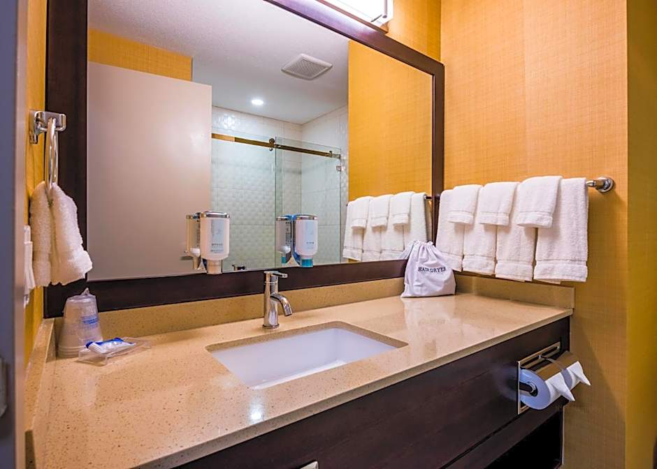 Best Western Plus Chateau Fort St. John